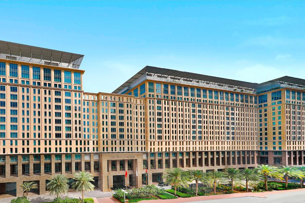 The Ritz-Carlton DIFC luxury city hotel